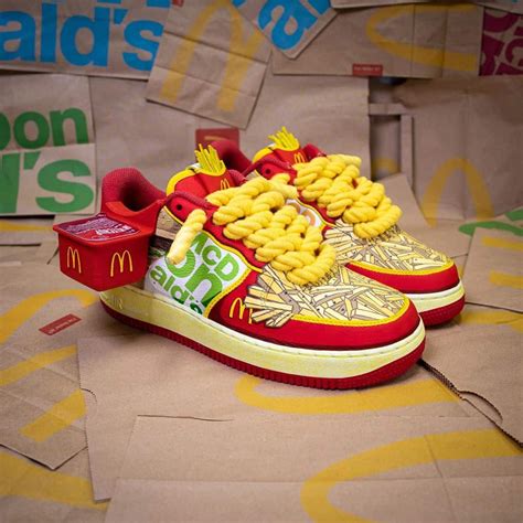 mcdonalds schoenen nike|lovin mcdonald's shoes.